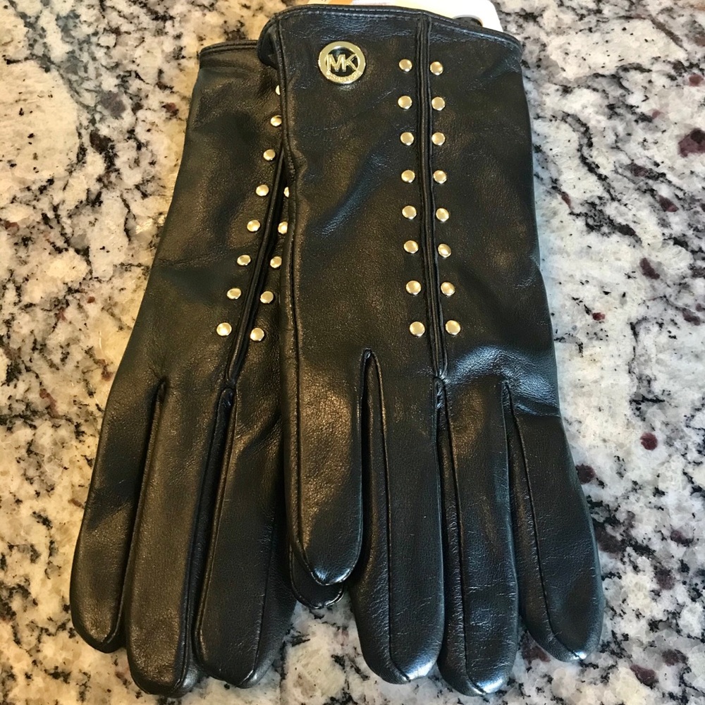 NWT Michael Kors Genuine Leather Tech Gloves